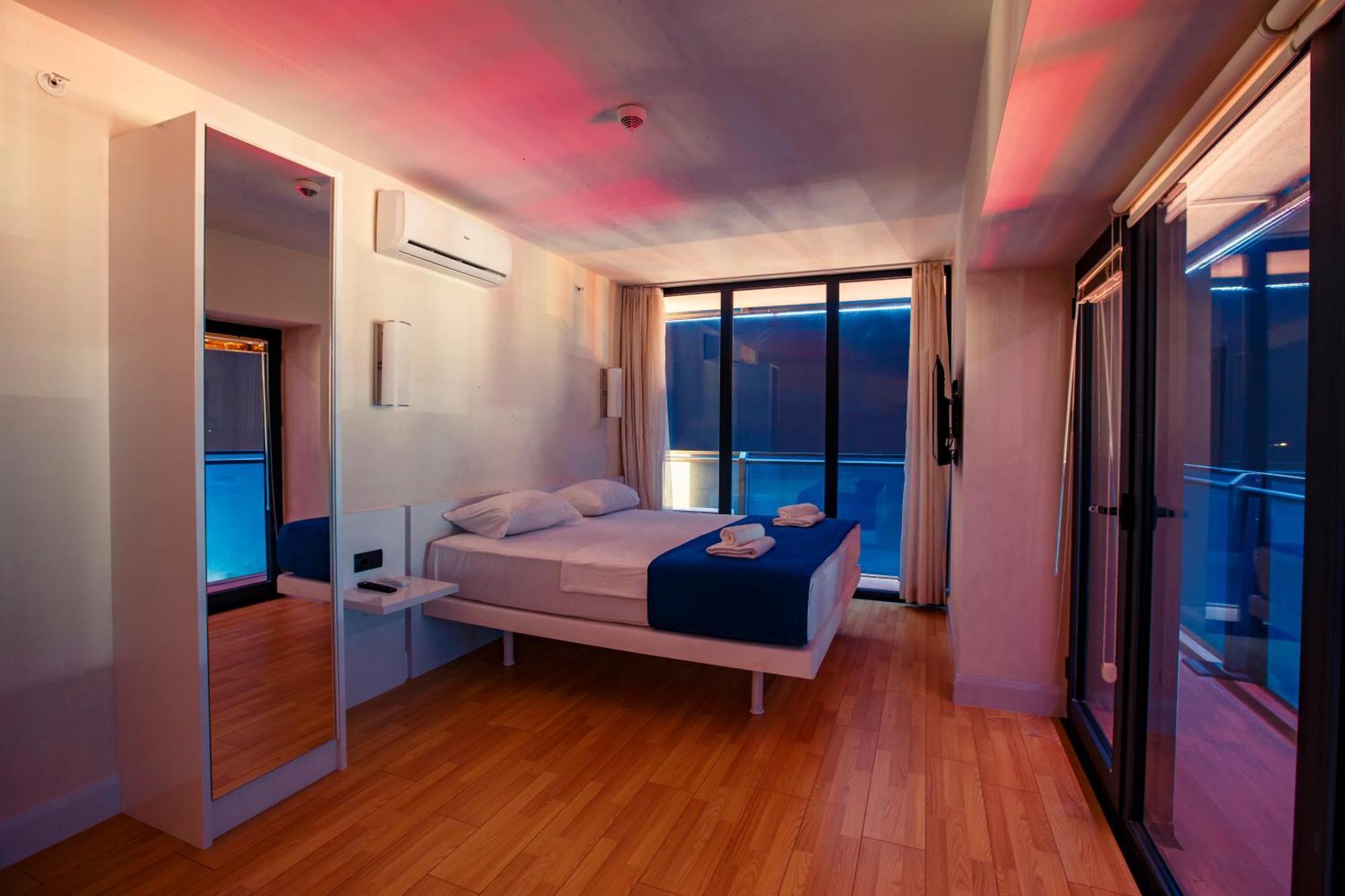 Panorama Orbi Beach Resort Center Suite Batumi Exteriér fotografie