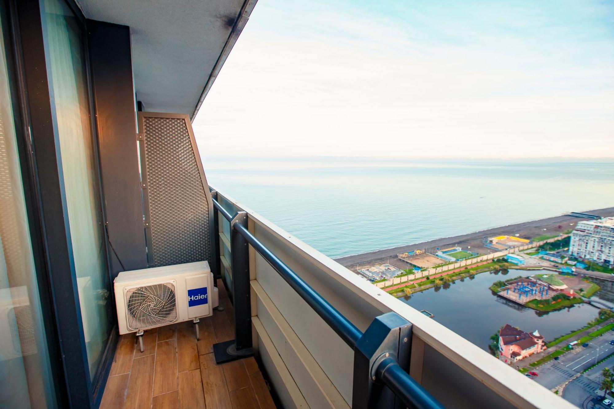 Panorama Orbi Beach Resort Center Suite Batumi Exteriér fotografie