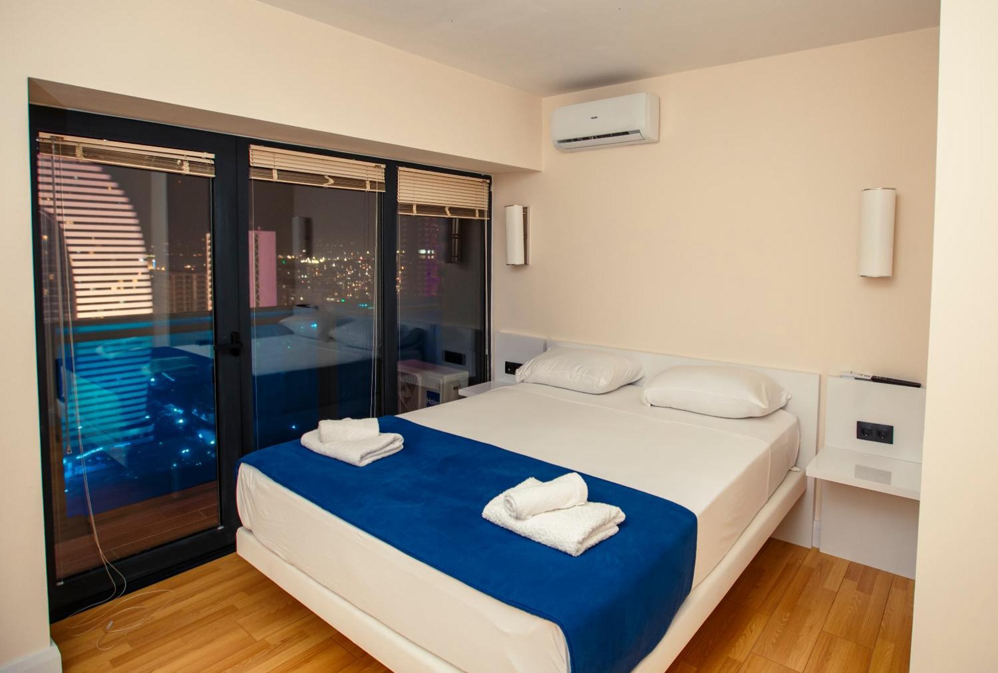 Panorama Orbi Beach Resort Center Suite Batumi Exteriér fotografie